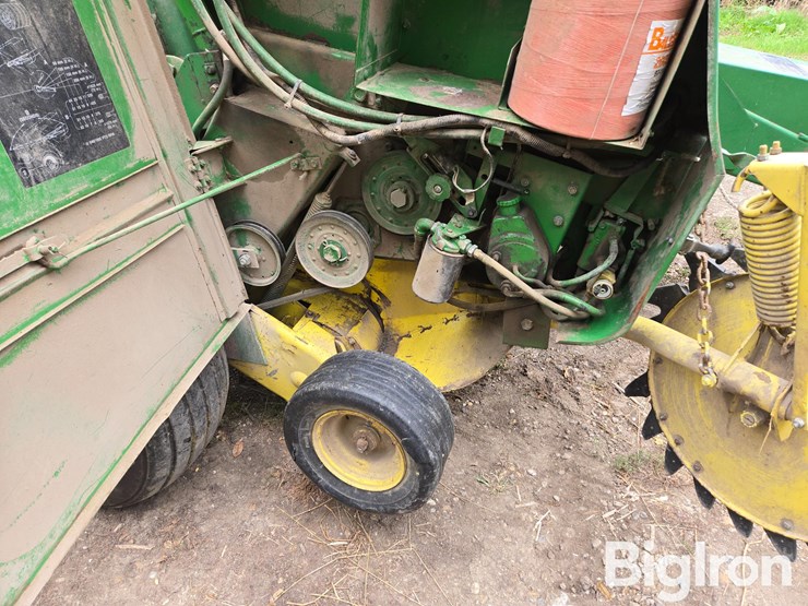 1990-john-deere-535-image-19
