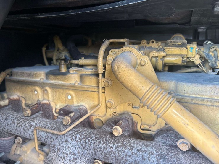 2016-caterpillar-930m-image-22