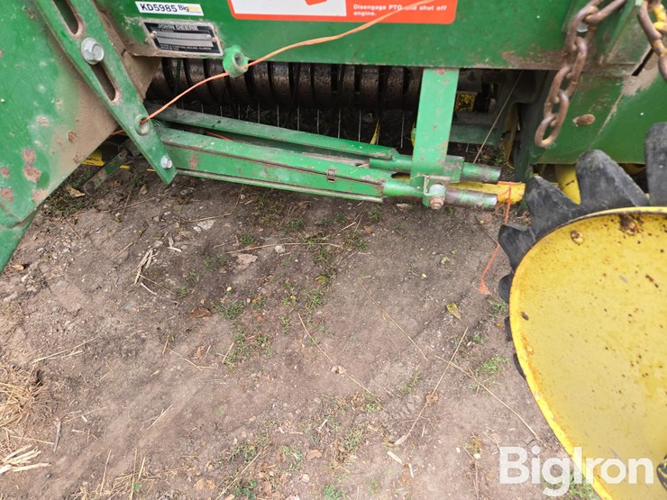 1990-john-deere-535-image-15