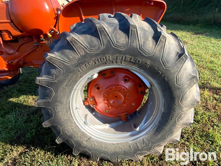 1959-allis-chalmers-d17-image-12