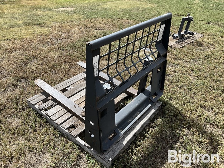 pallet-fork-skid-steer-attachment-image-7