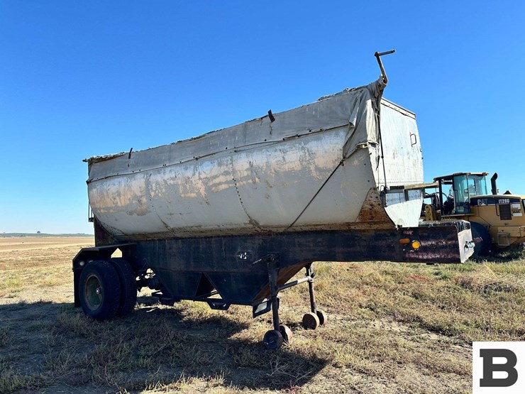 1954-pike-grain-trailer-image-6