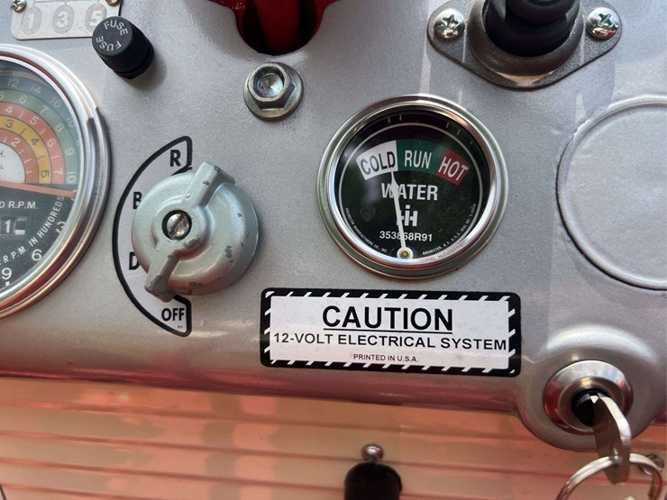 farmall-560-lp-image-64