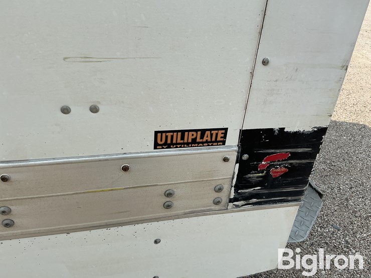2021-ford-e450-image-12