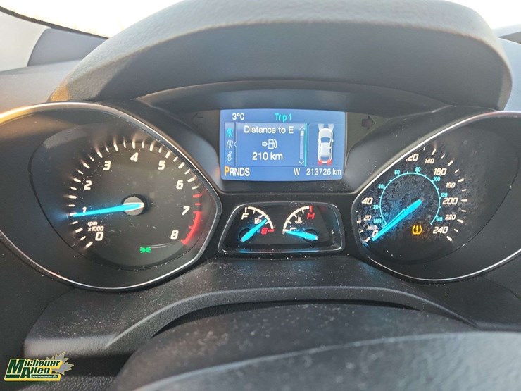 2013-ford-escape-image-8