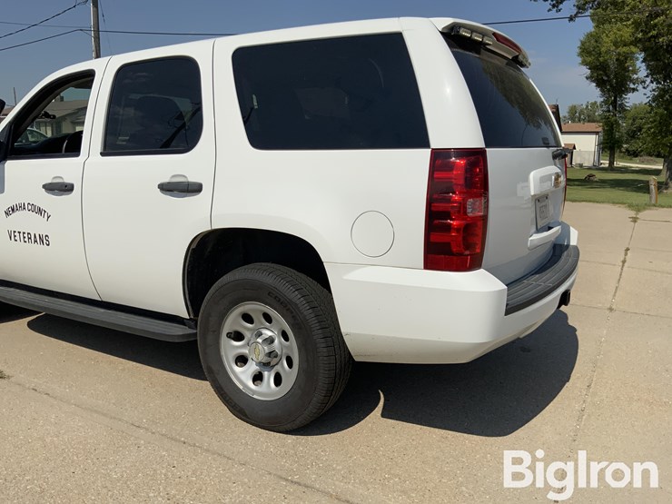 2014-chevrolet-tahoe-image-17