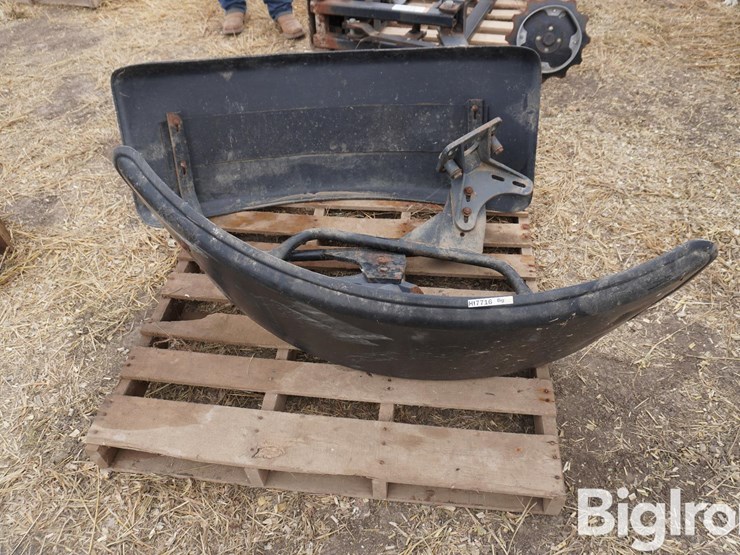 new-holland-super-steer-front-mfwa-fenders-image-8