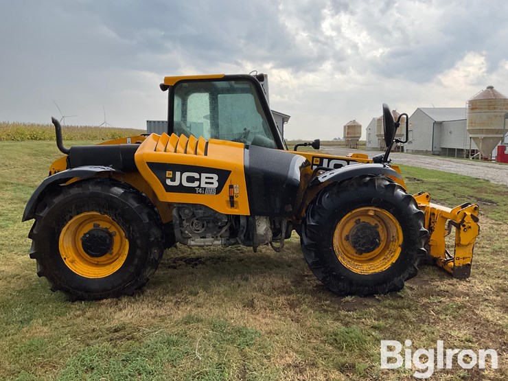 2014-jcb-526-56-image-4