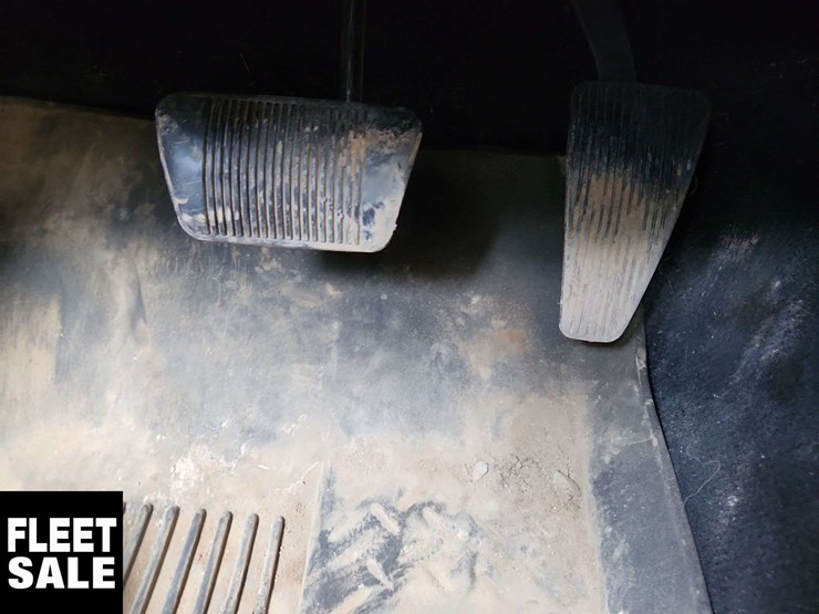 2012-ram-1500-slt-image-14