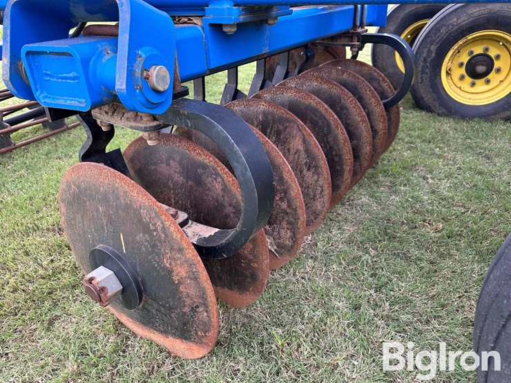 2011-landoll-7431-26-image-16