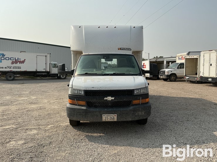 chevrolet-express-g3500-image-2