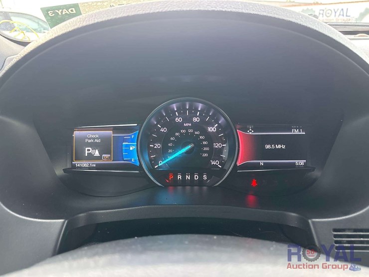 2018-ford-explorer-image-13