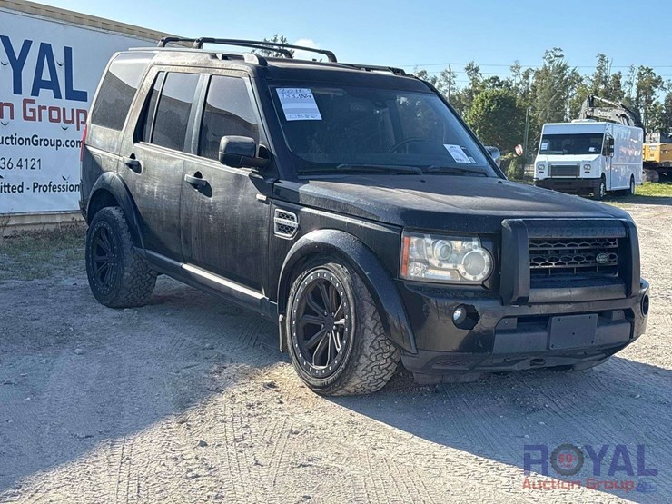2011-land-rover-lr4-image-2