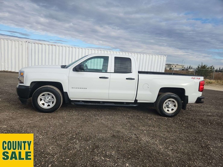 2019-chevrolet-silverado-1500-image-19