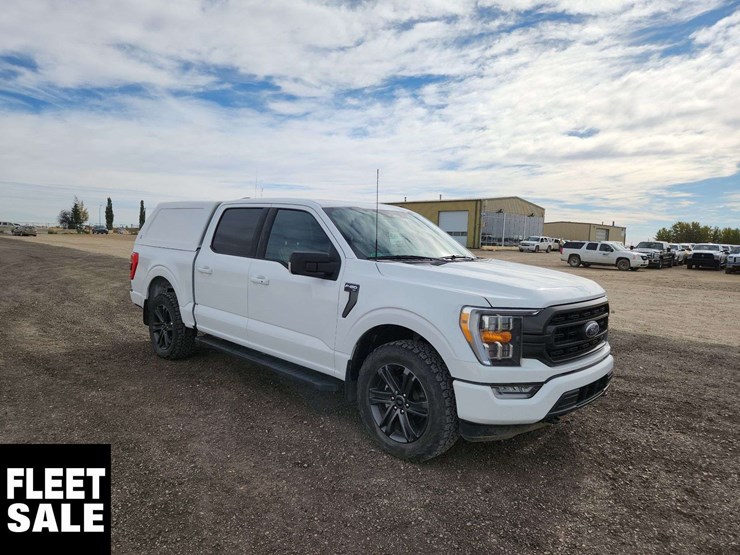 2022-ford-f150-xlt-image-2