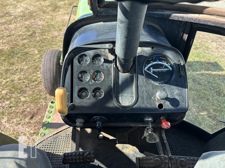 john-deere-4430-image-32