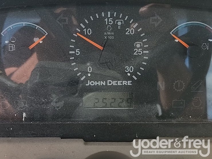 2009-john-deere-5093e-image-27