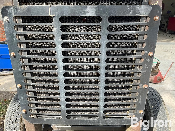 john-deere-4045t-image-15