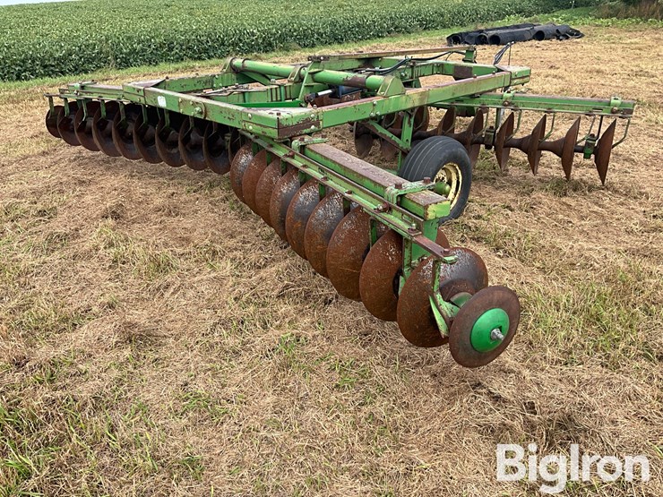 john-deere-14-image-5