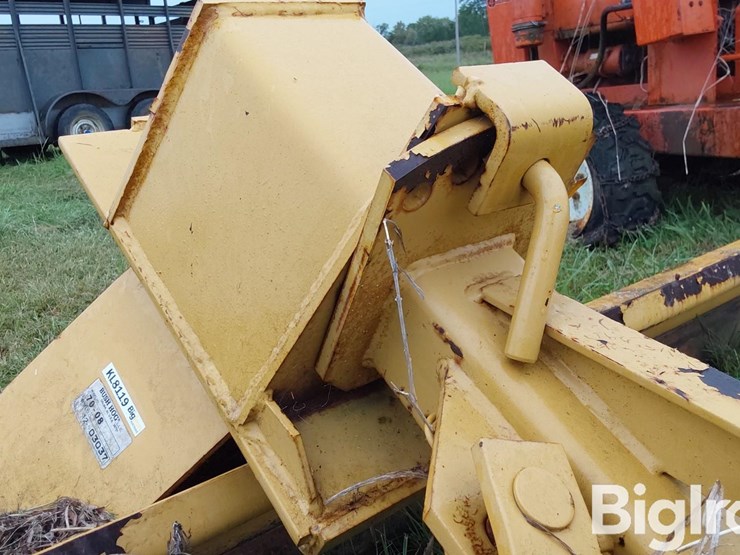bush-hog-70-08-image-11