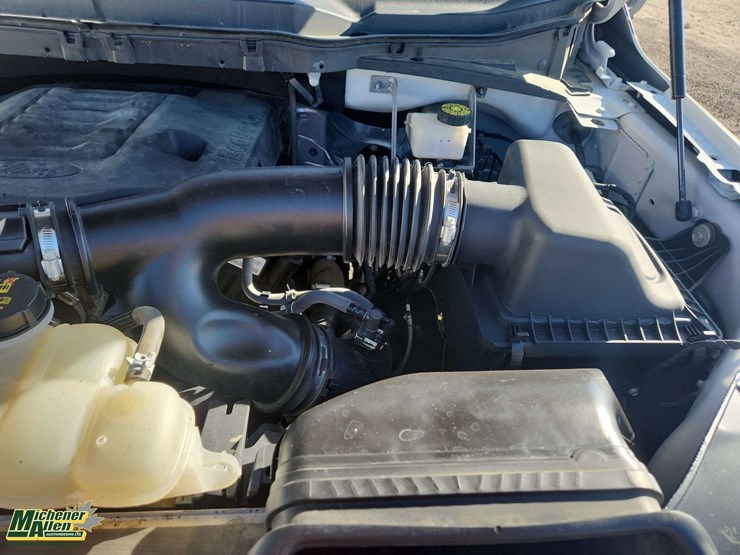 2021-ford-f150-image-27