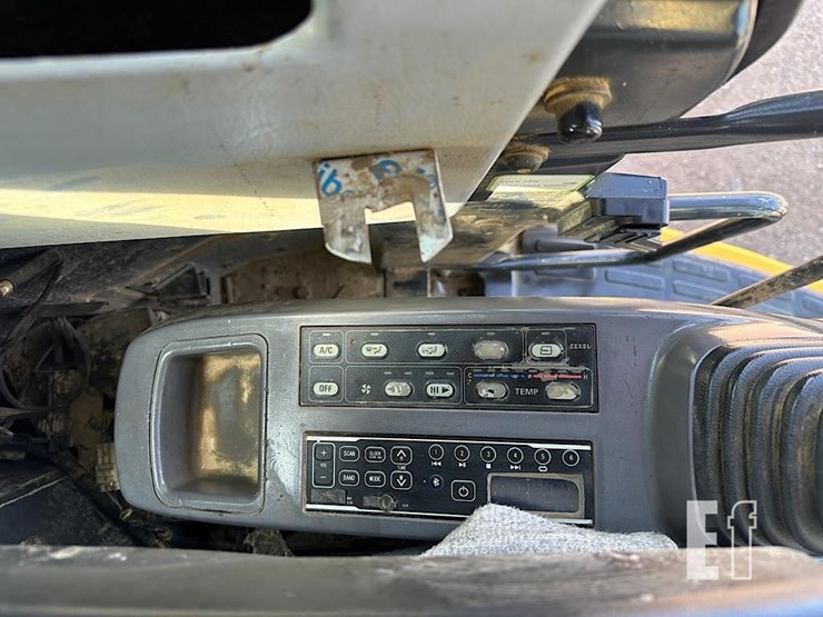 komatsu-pc78us-6-image-15