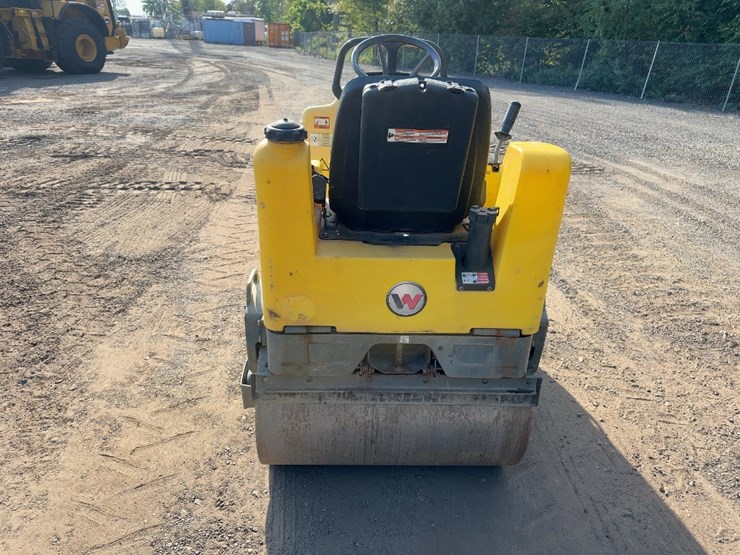 wacker-neuson-rd12-double-drum-vibratory-roller-image-4