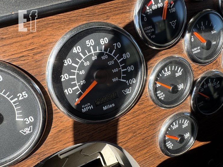 2009-western-star-4900-image-37