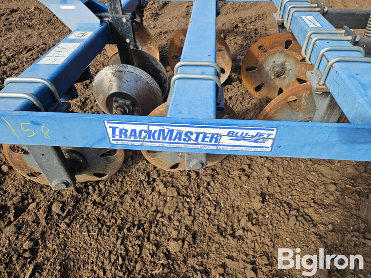 blu-jet-track-master-image-14