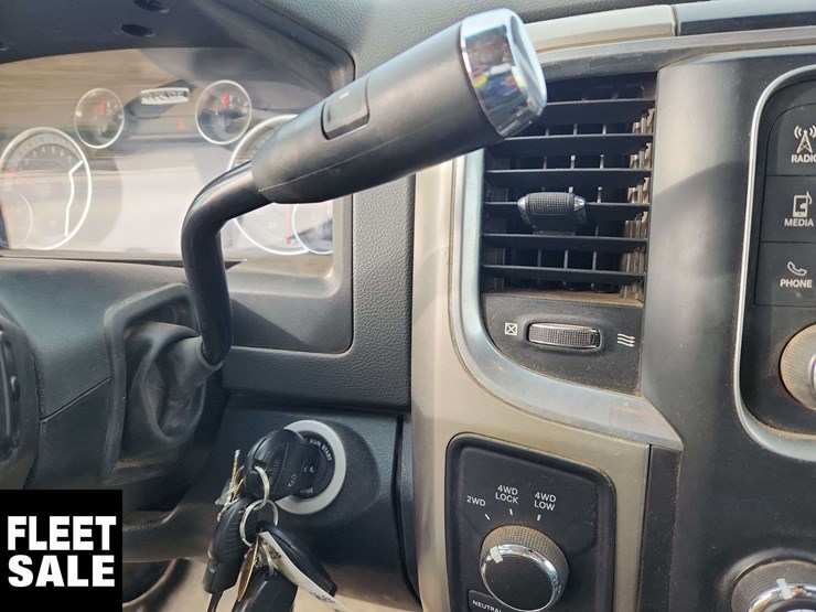2015-ram-2500-slt-image-15