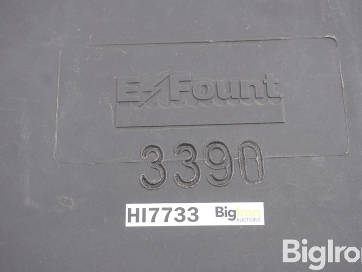 mirafount-e-fount-3390-two-hole-waterer-w/thermal-heat-tubes-image-18