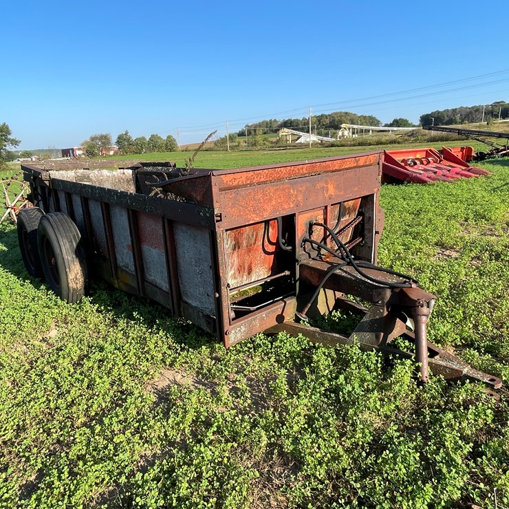 #5041 • H & S Tandem Spreader for Parts