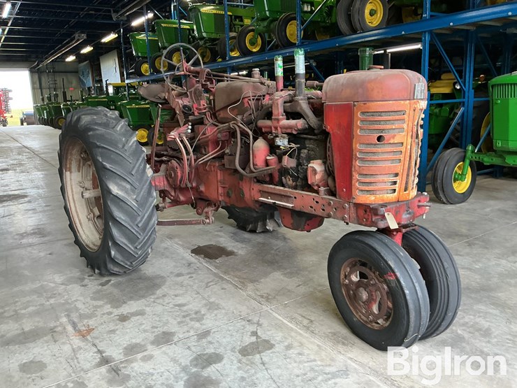 1957-case-ih-450-image-3