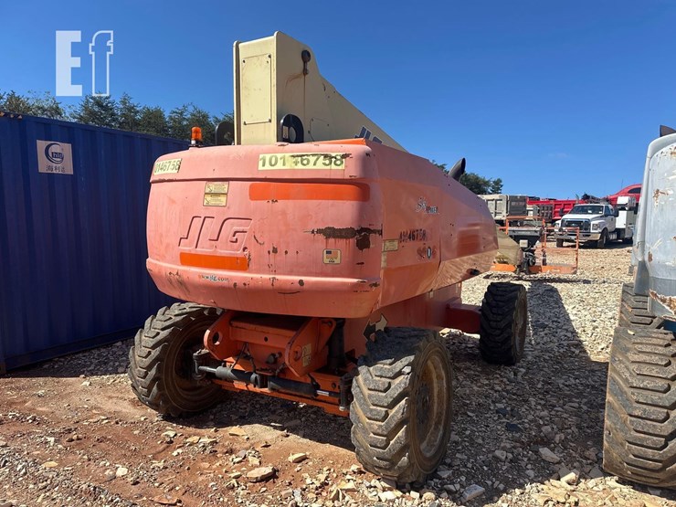 2013-jlg-800s-image-6