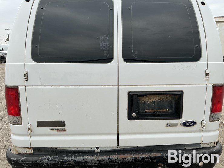 2014-ford-e250-image-9