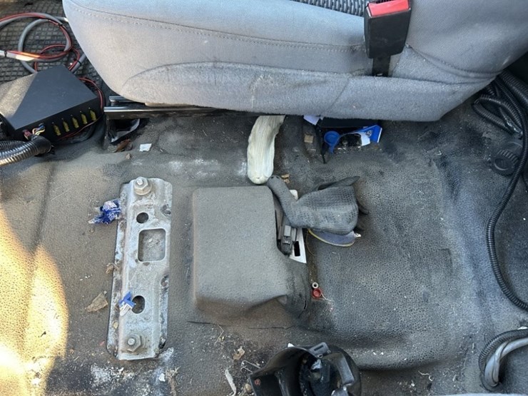 2016-ford-f350-image-23