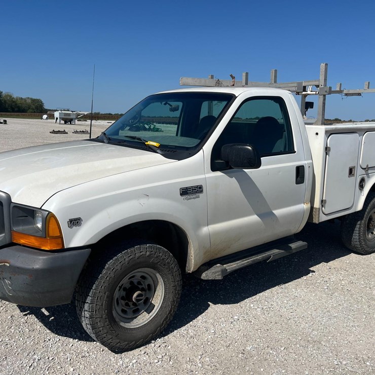 1999 FORD F350 XL