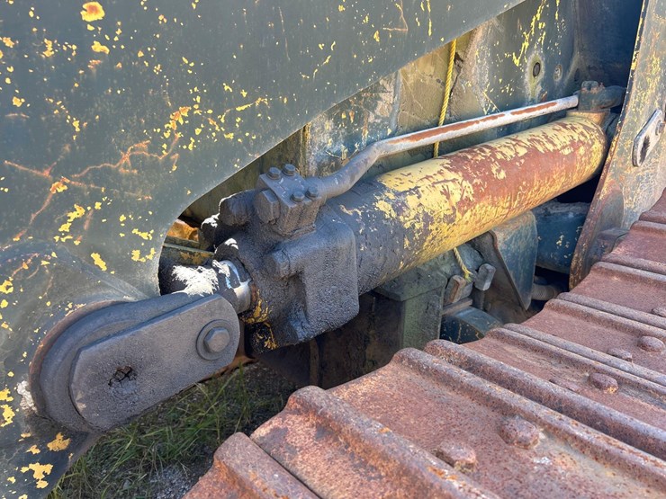 caterpillar-973-image-8