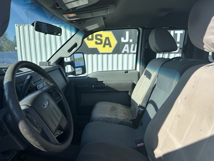 2012-ford-f550-sd-image-13