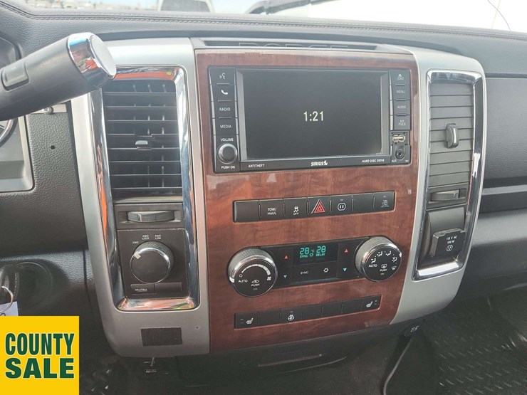 2012-ram-2500-laramie-image-13