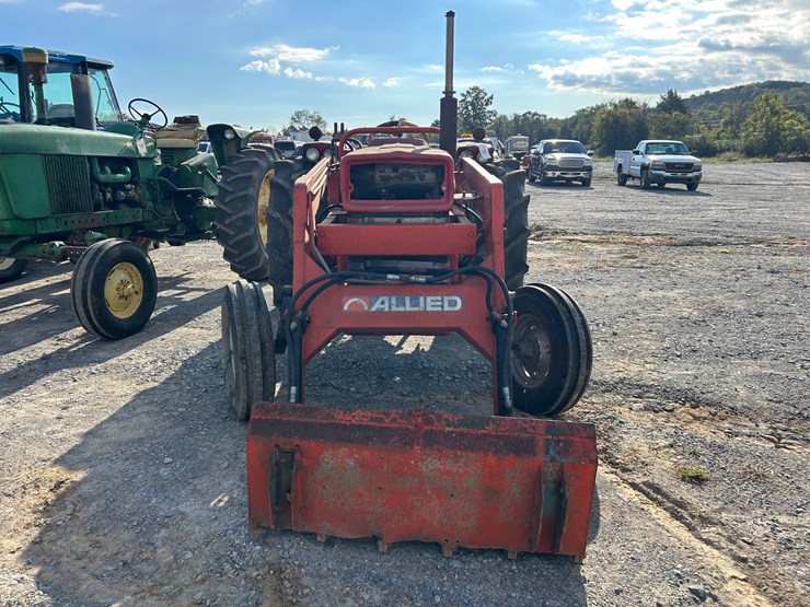 massey-ferguson-165-image-3