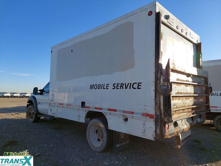 2011-ford-f450-image-7