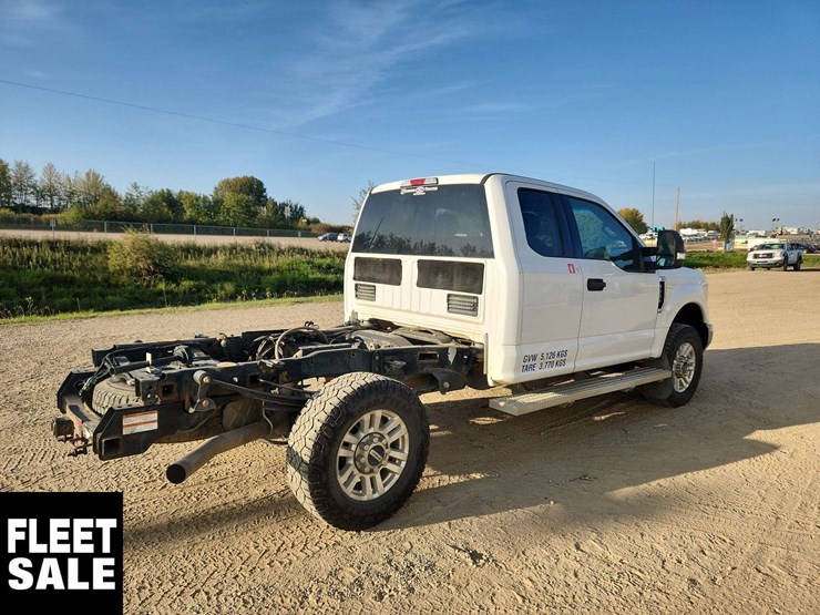 2018-ford-f350-image-4
