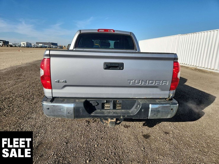 2017-toyota-tundra-image-21