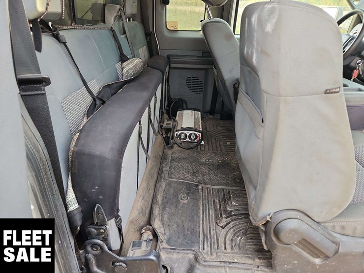 2013-ford-f350-image-26
