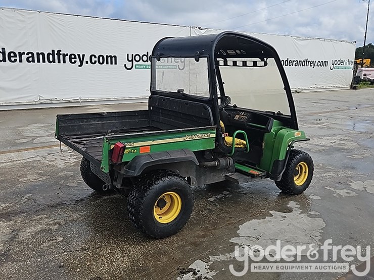 2014-john-deere-gator-tx-image-5