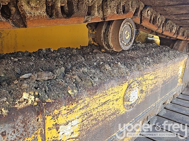 2021-komatsu-d39pxi-24-image-10