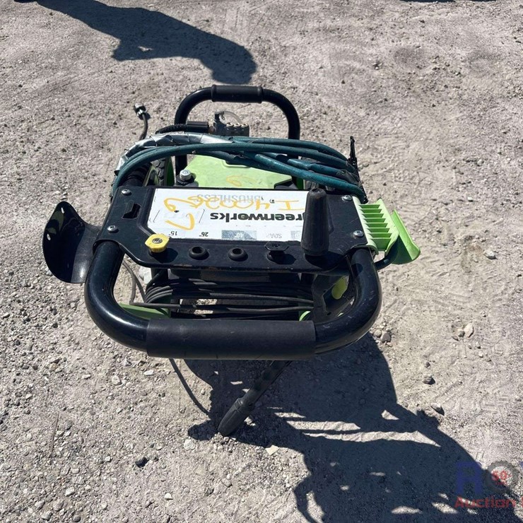 Greenworks 2700psi Portable Pressure Washer