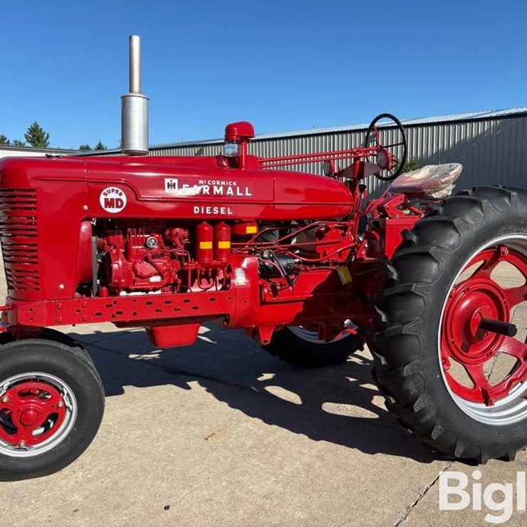 1953 IH Farmall Super MD 2WD Tractor