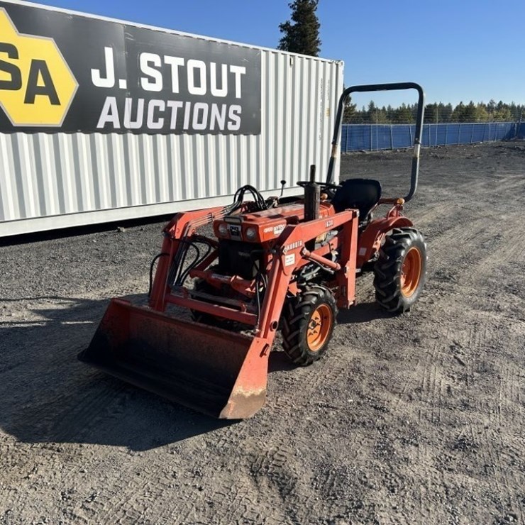 KUBOTA B7100